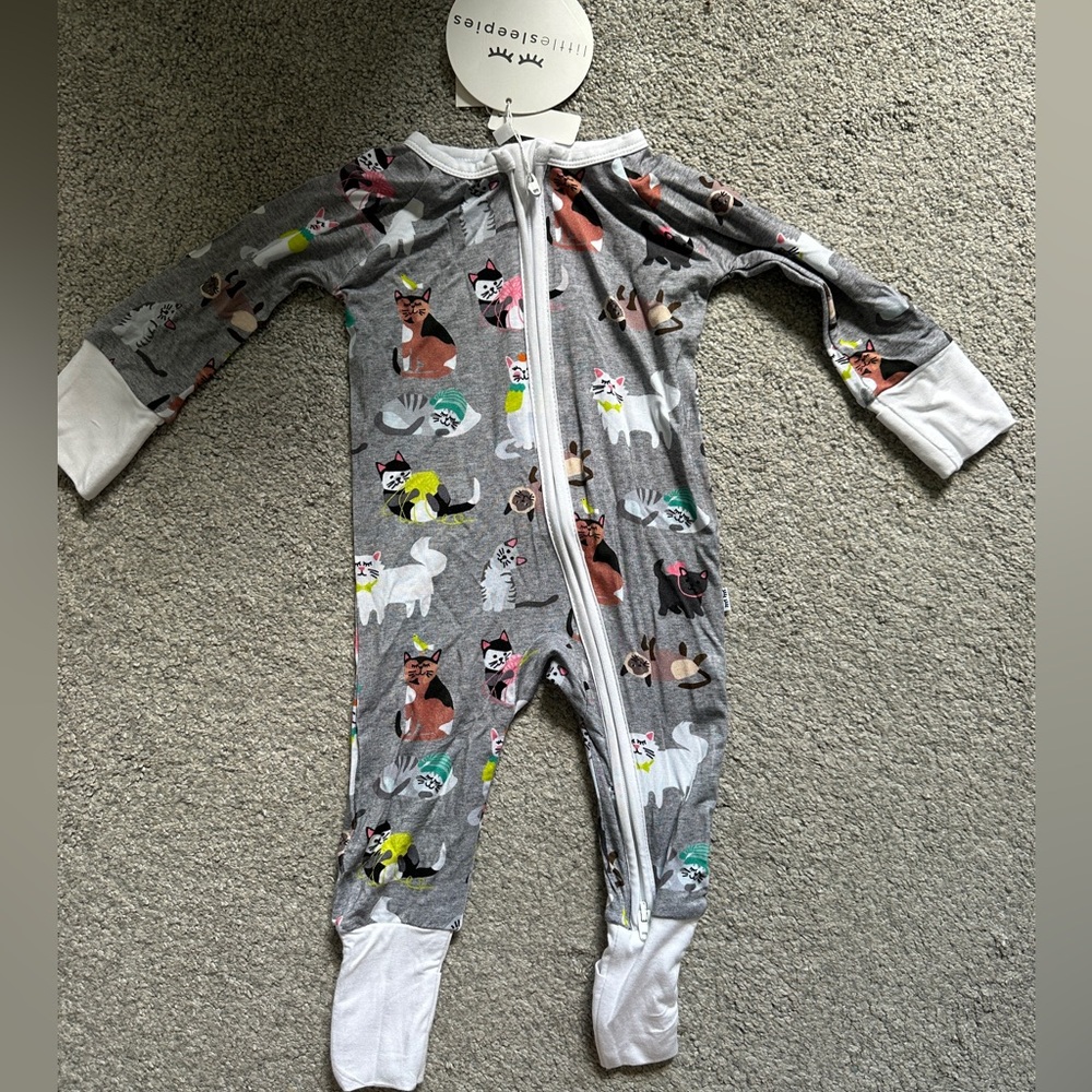 RETIRED Cozy Cats Little Sleepies 0-3 months Zippy
